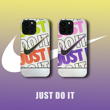 アイフォン15pro nike ナイキ スマホケース 