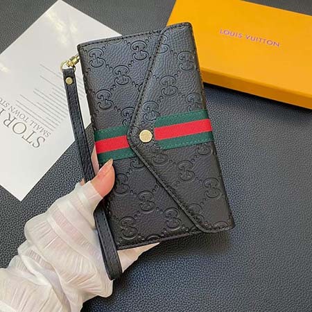 アイフォン 15プラス gucci ケース 