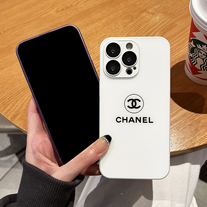 大人気 保護ケース アイフォン 14 plus Chanel