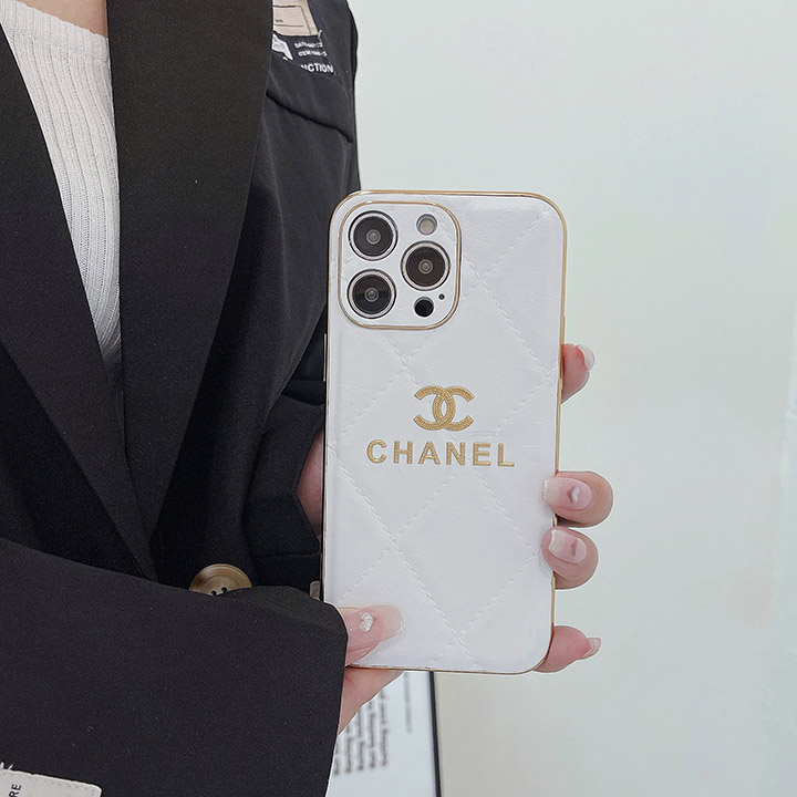 Chanel カバー iPhone 14plus