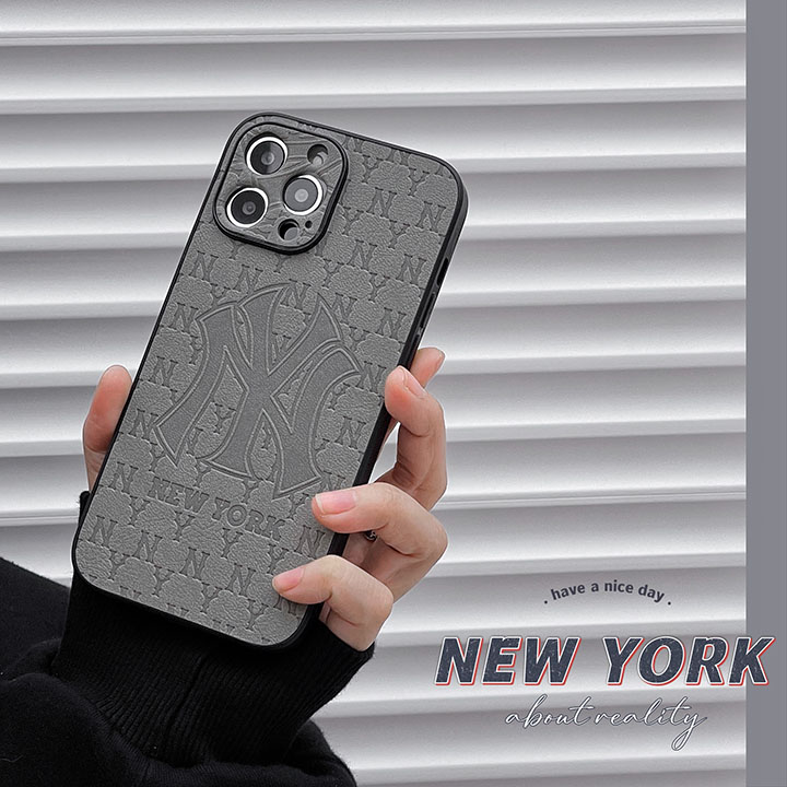 ブランド カバー iphone 15プロ max ニューヨーク・ヤンキース風 