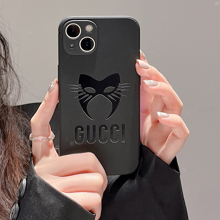 gucci グッチ iphone 15 